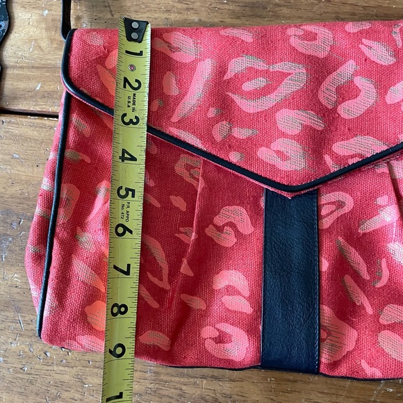 VINTAGE BARBARA BOLAN 70s Woven Batik Fabric Shoulder Bag Purse Crossbody Italy - Picture 3 of 8